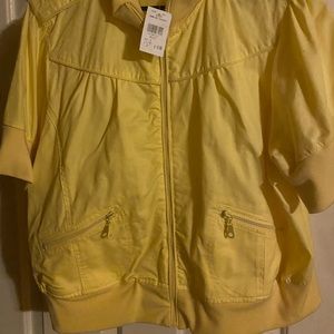 New short sleeved size 2X plus size jacket.